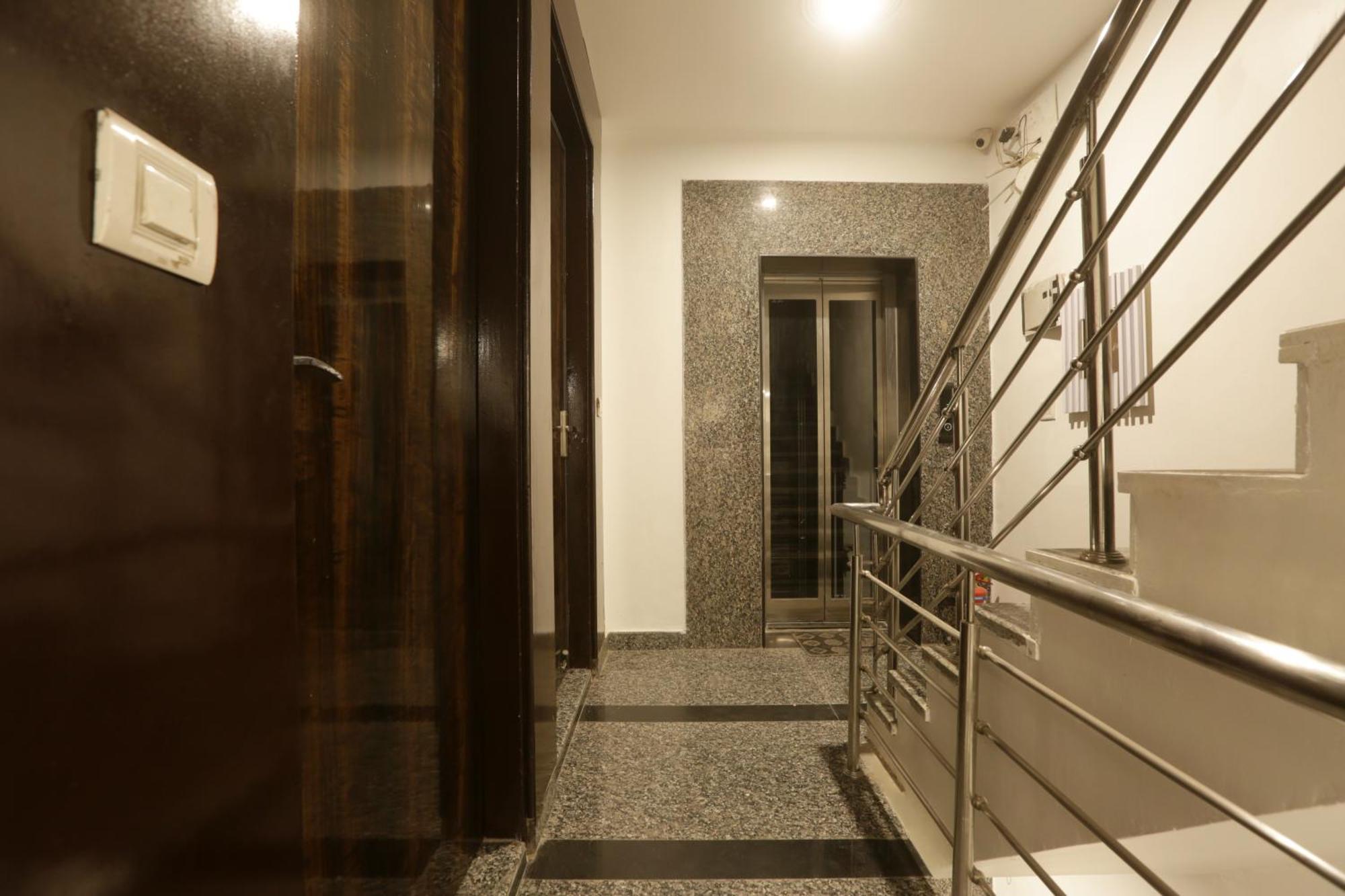 Hotel Aerostay Residency Igi Airport Delhi New Delhi Exterior photo